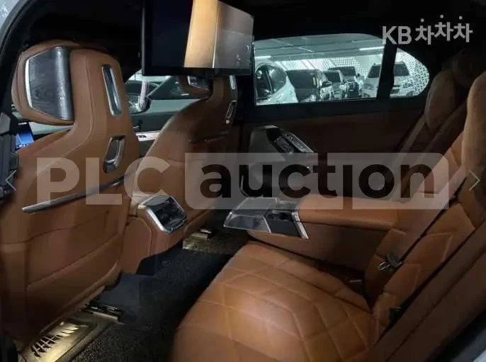 BMW 740 THEATRE SCREEN, снимка 10 - Автомобили и джипове - 54162074