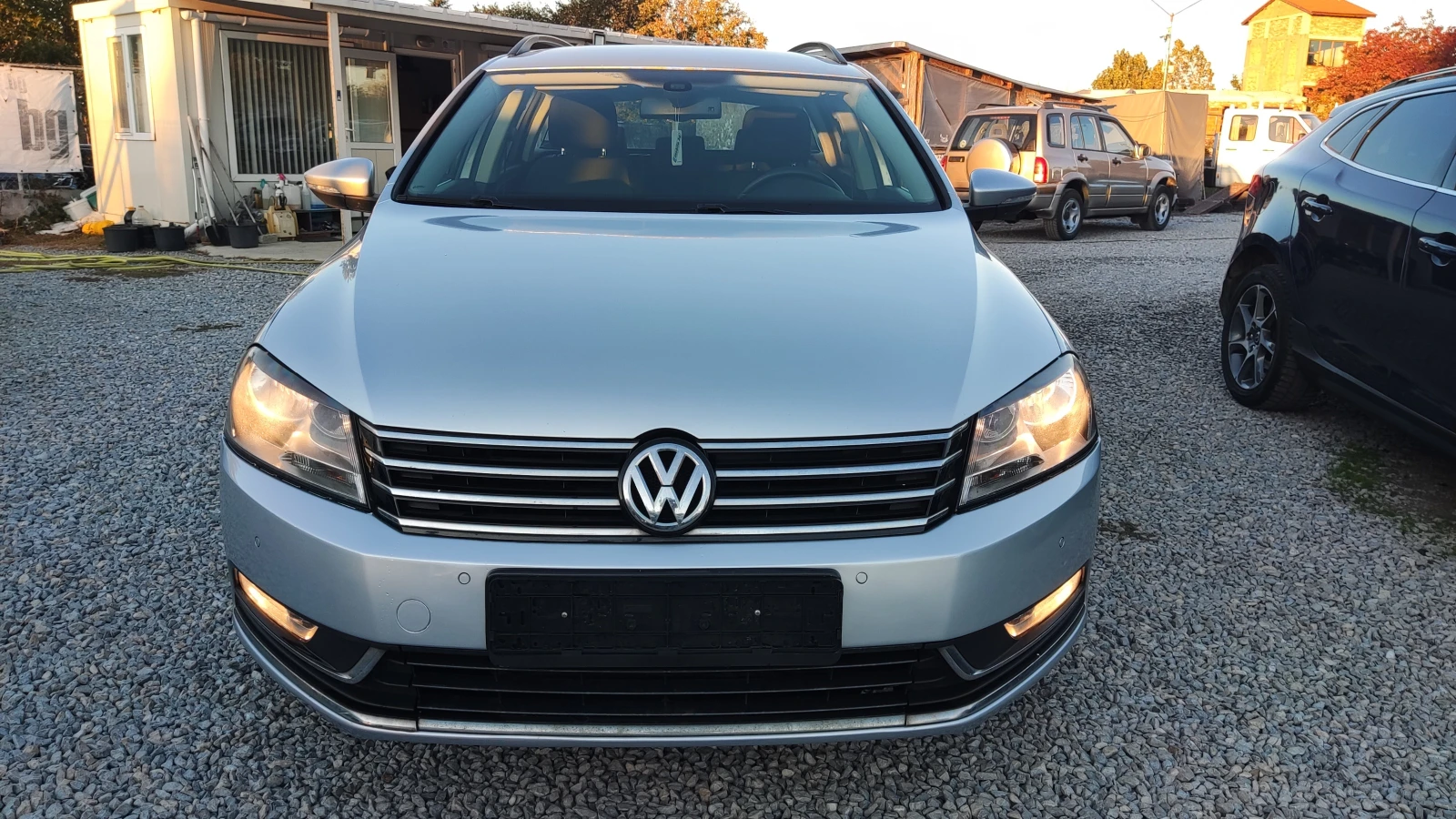 VW Passat 2.0tdi 140кс. 6ск.НАВИ - изображение 2