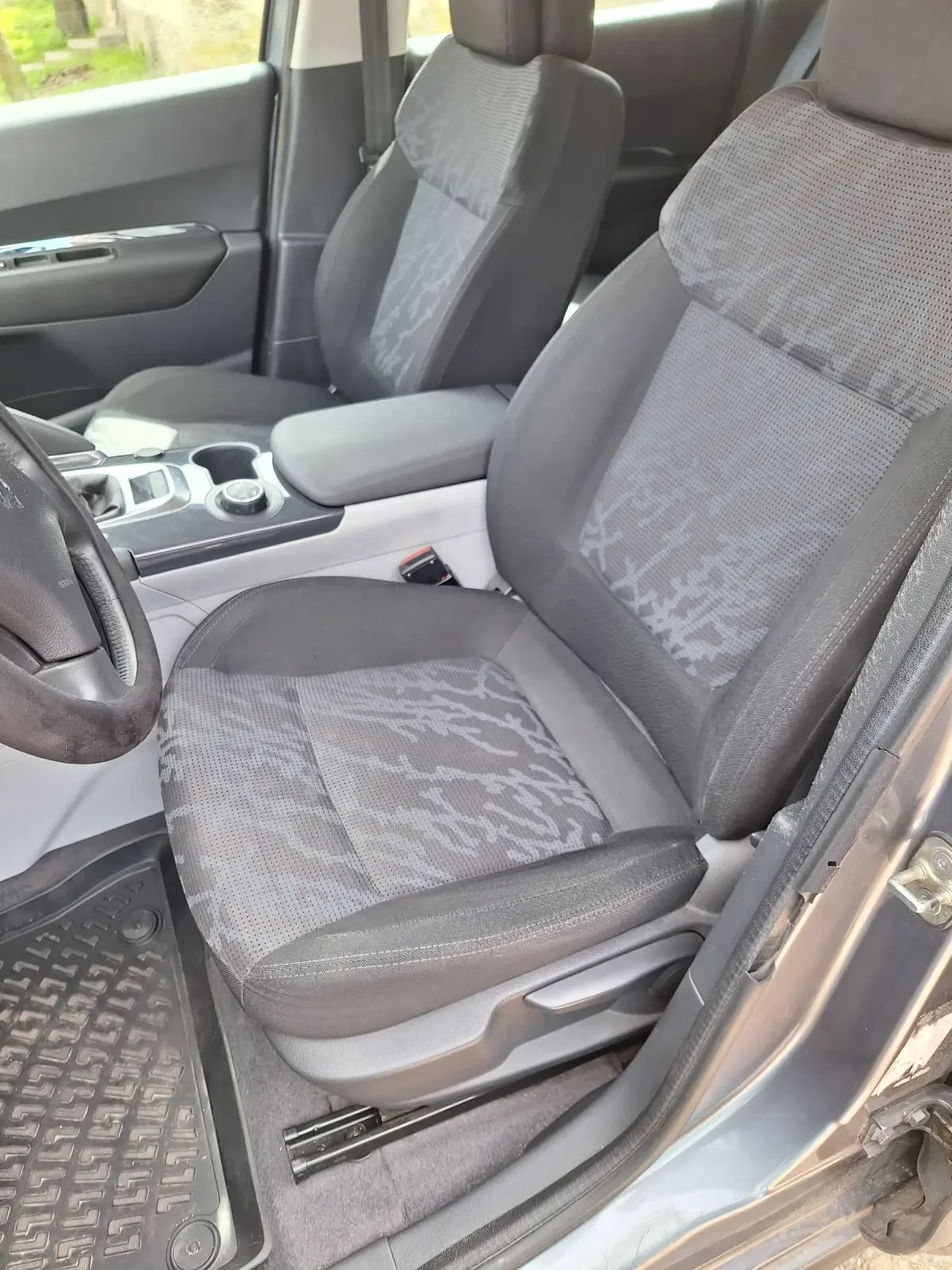 Peugeot 3008 1.6HDI 112HP - изображение 7