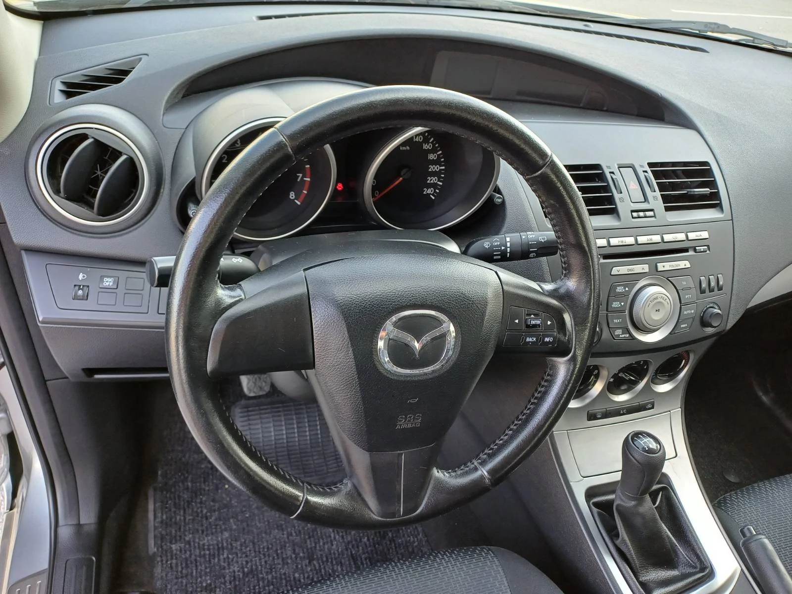 Mazda 3 1.6 Benzin 105k.s. - изображение 8
