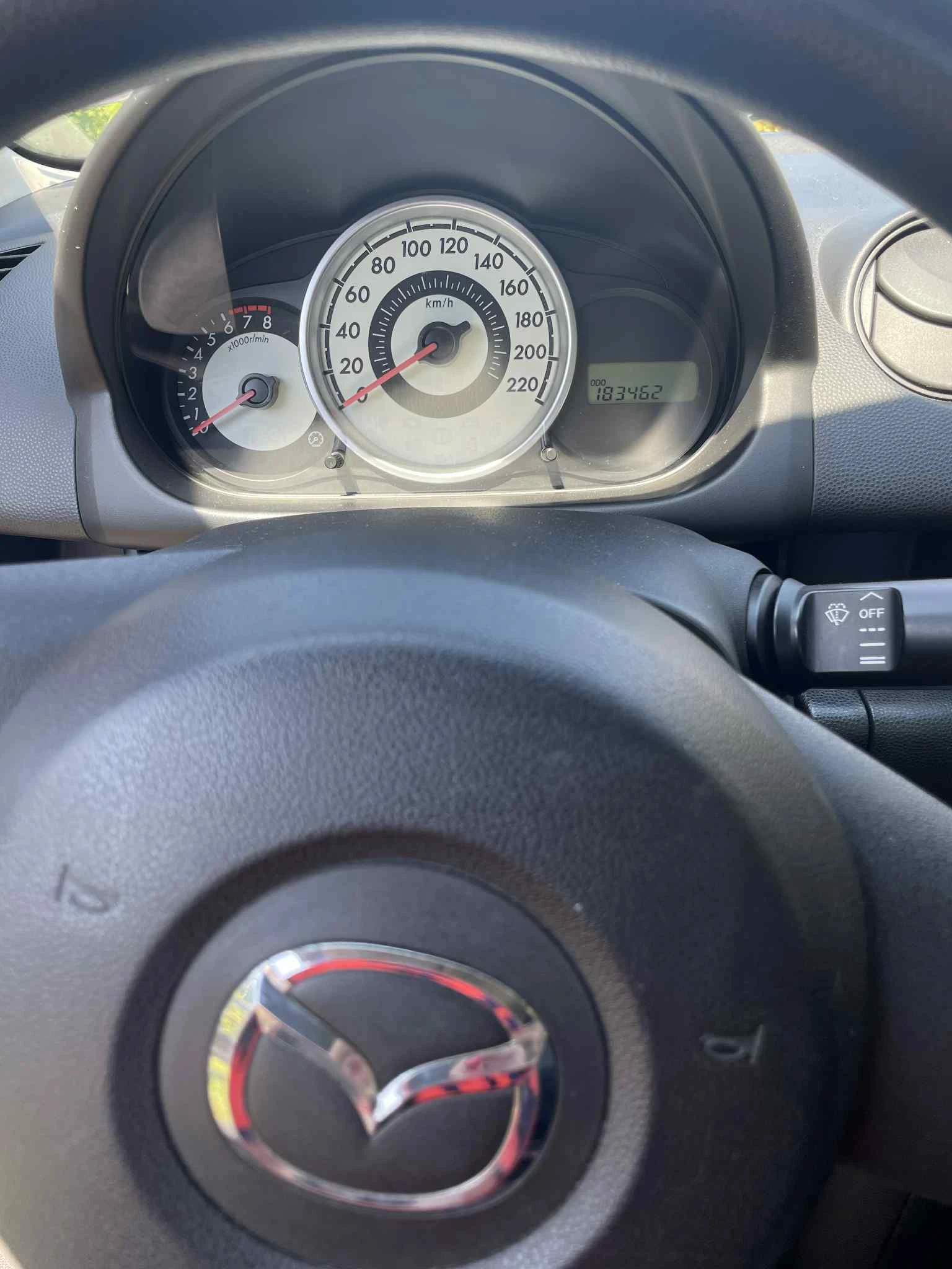 Mazda 2  - изображение 6