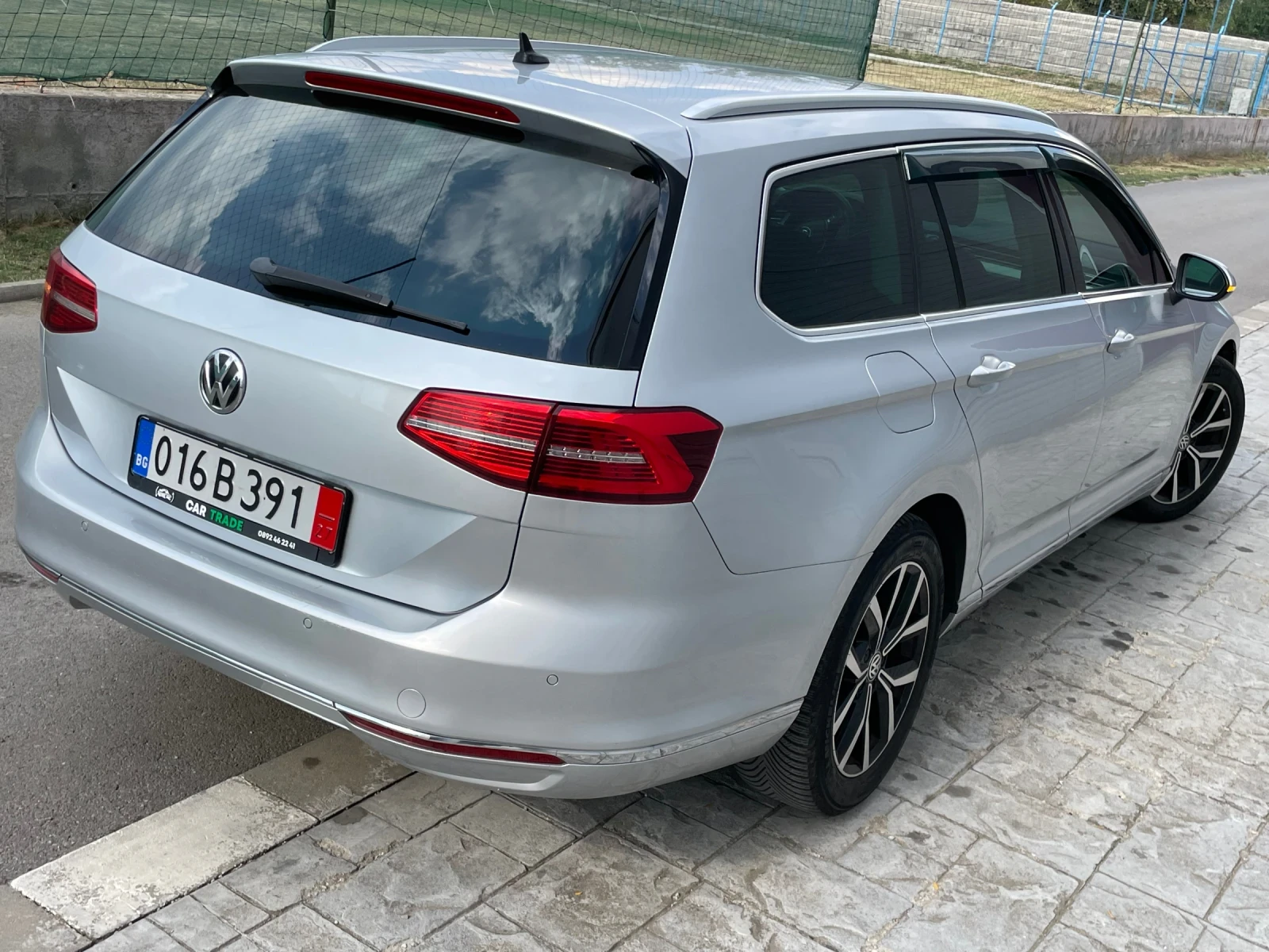 VW Passat 2.0TDI/DIGITAL/HIGHLINE/АЛКАНТАРА/LED/EURO6/ - изображение 4
