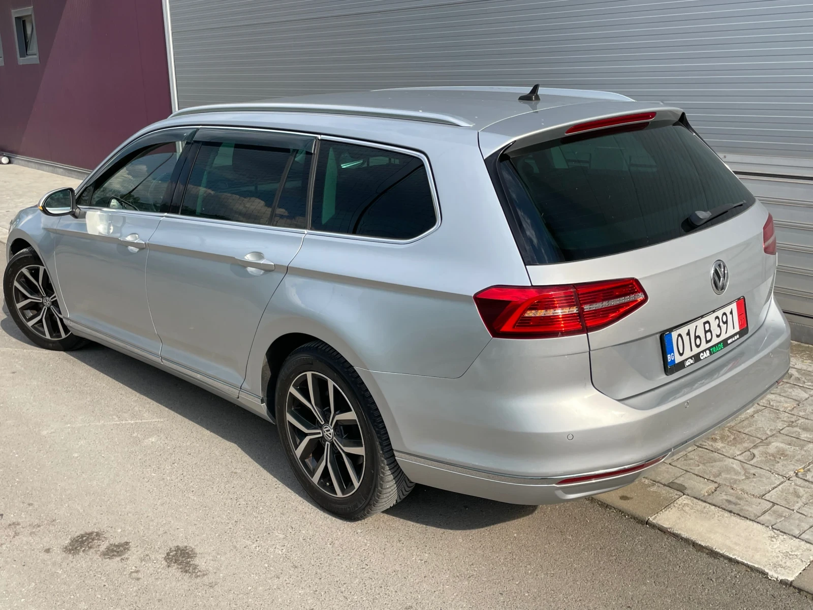 VW Passat 2.0TDI/DIGITAL/HIGHLINE/АЛКАНТАРА/LED/EURO6/ - изображение 6