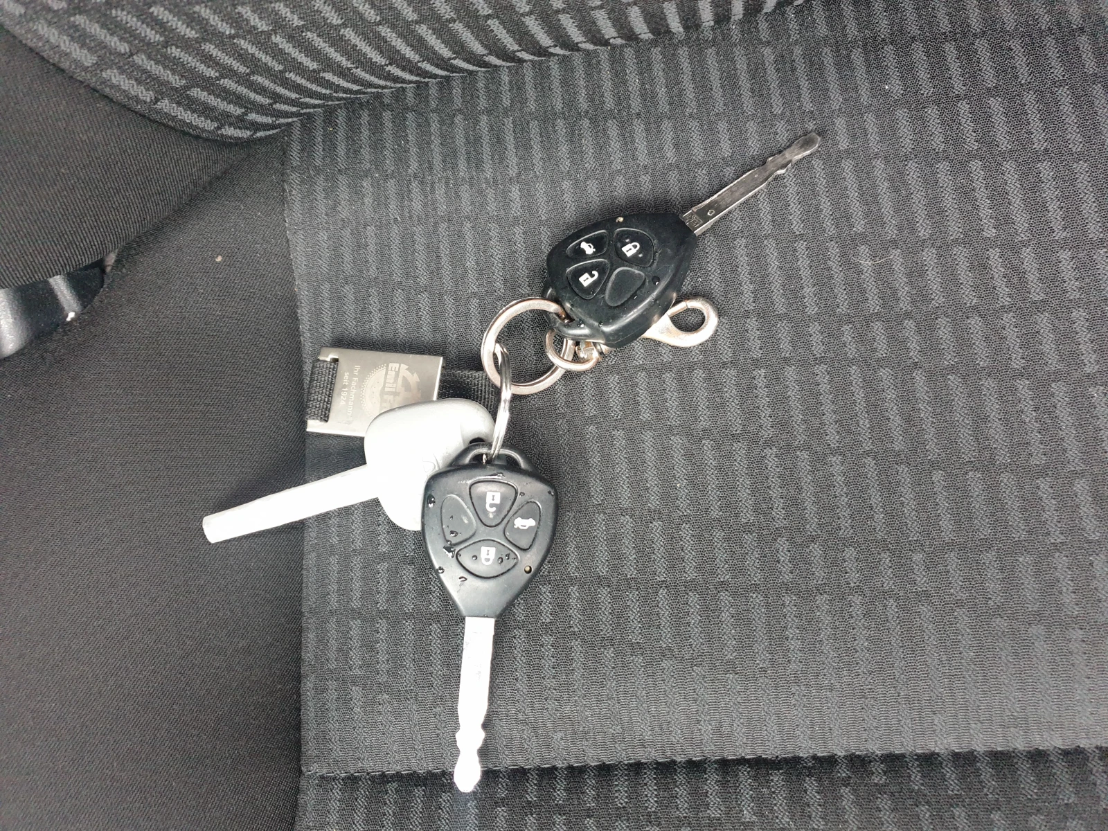 Toyota Avensis 2.0 benzin  | Mobile.bg   17