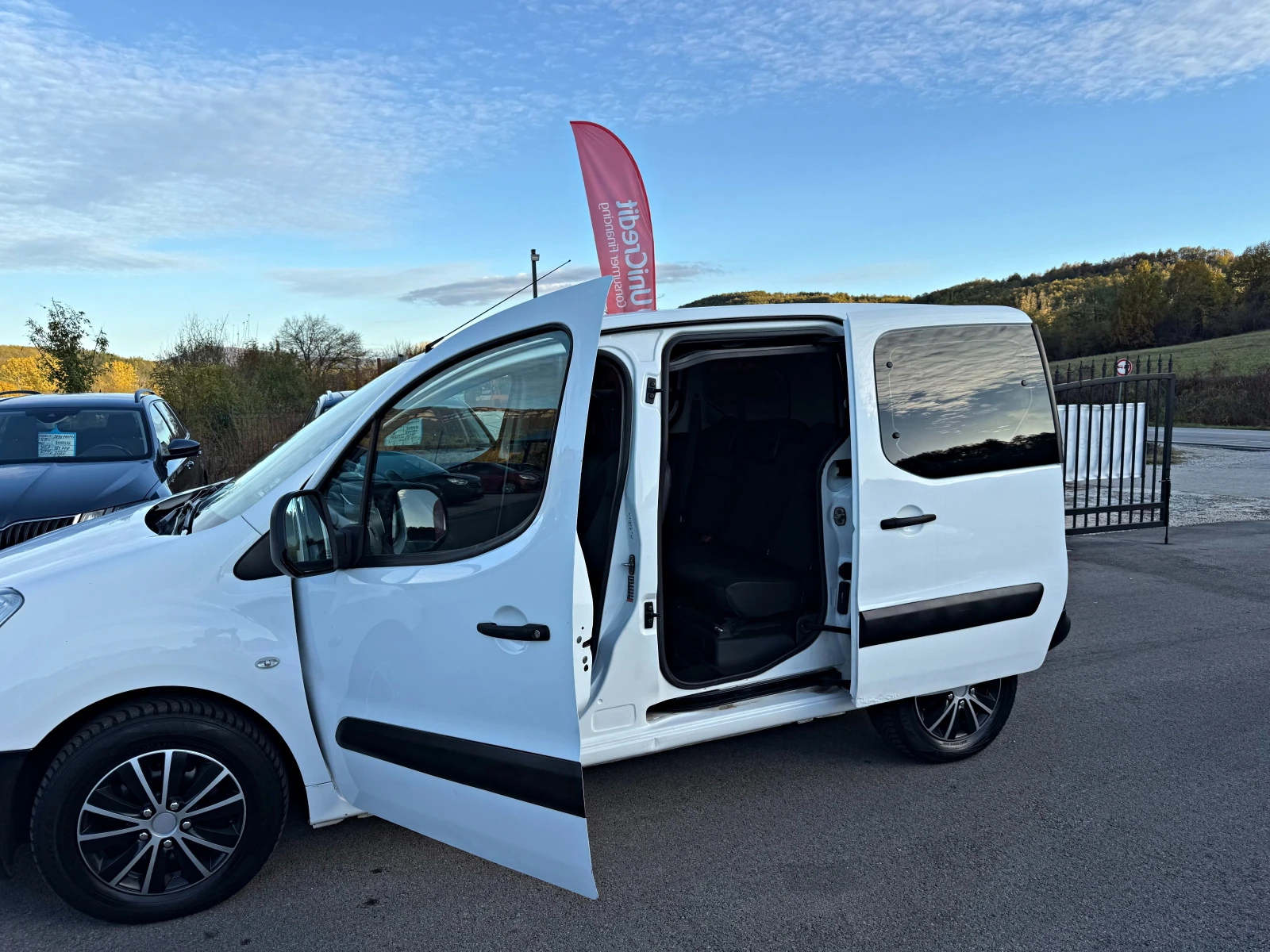 Citroen Berlingo 1.6 MULTISPACE/ПЪТНИЧЕСКО КЛИМАТИК  | Mobile.bg — изображение 7