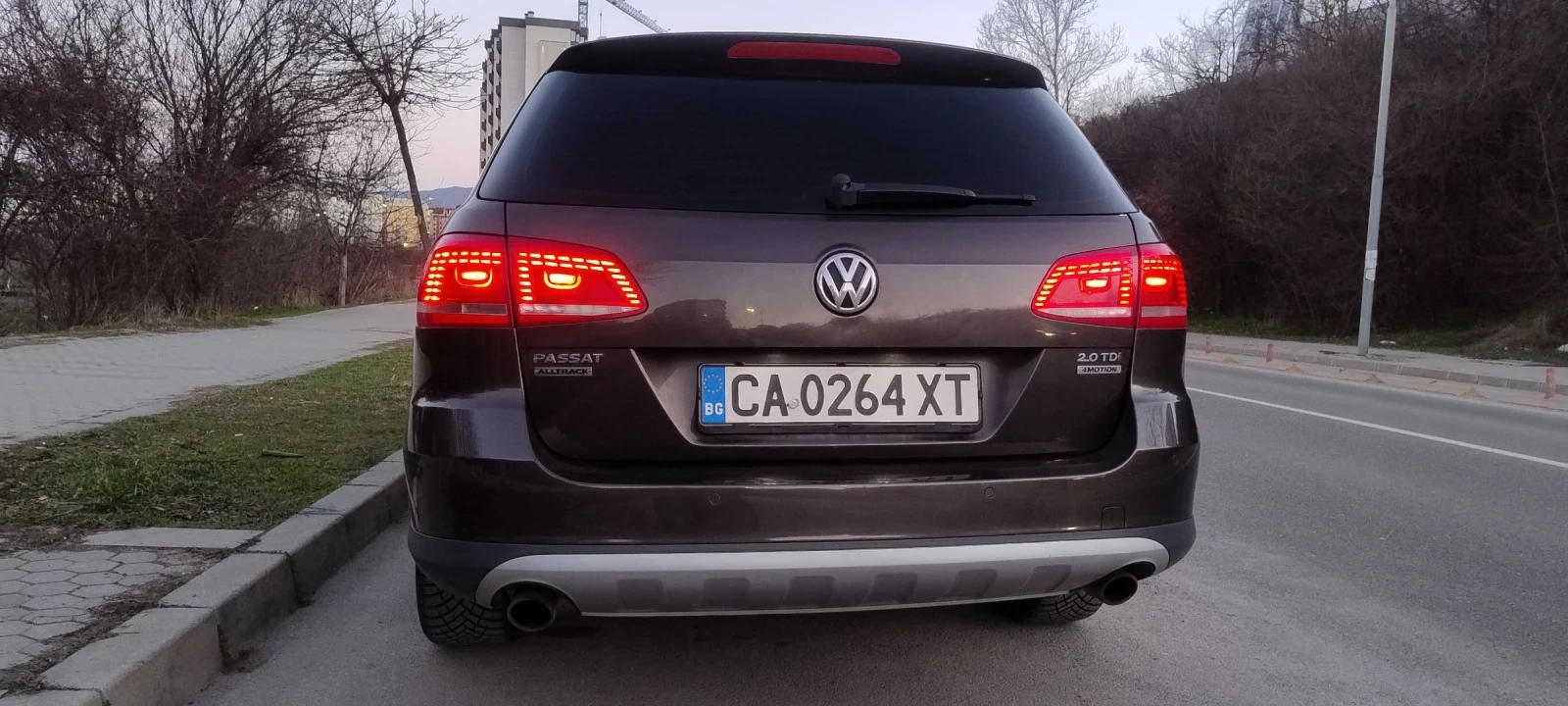 VW Alltrack 2.0 TDI 4Motion (или 2.0 TDI Alltrack), снимка 11 - Автомобили и джипове - 53660730