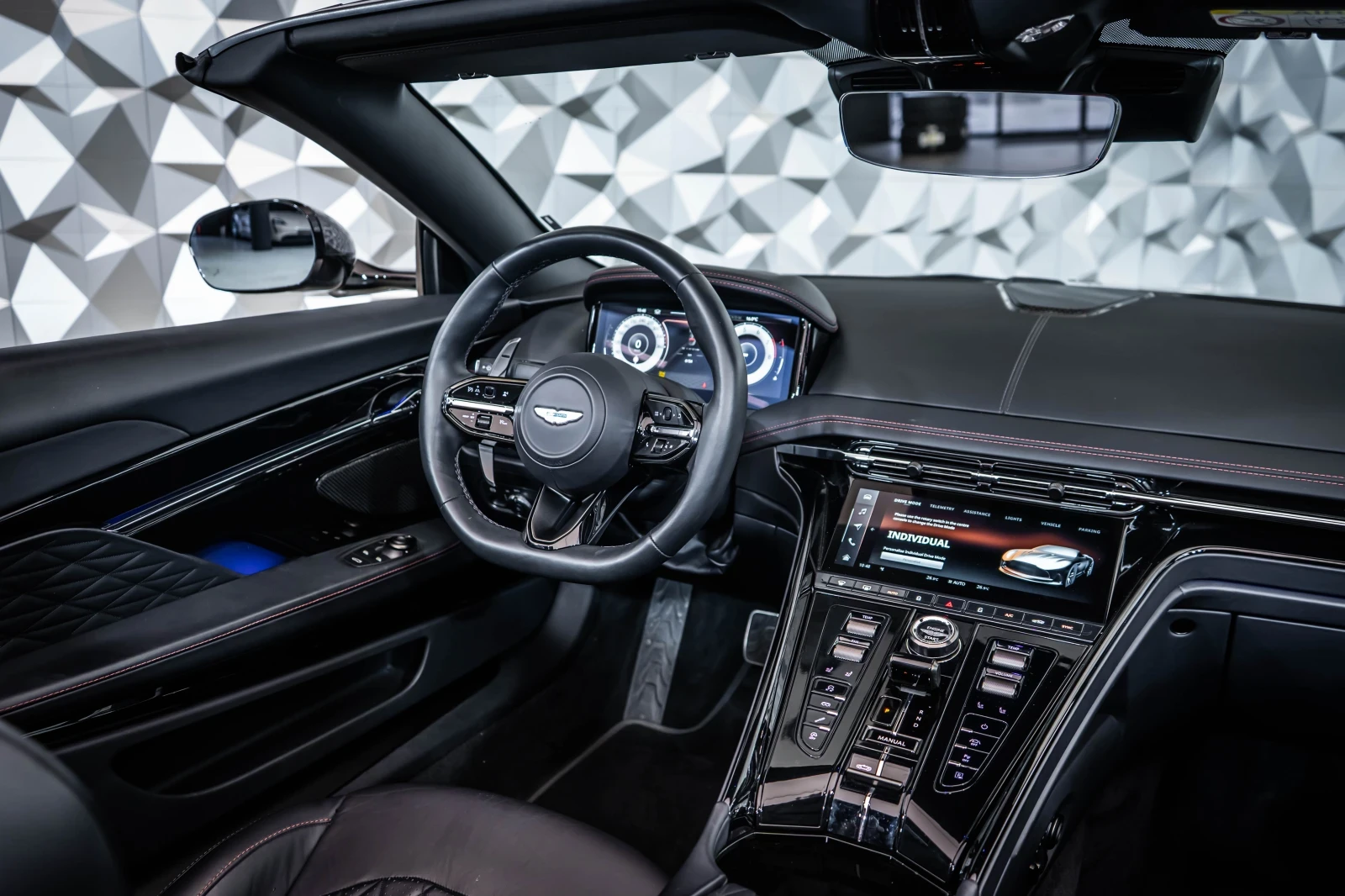 Aston Martin Други DB12 Volante Aluminite Silver, снимка 15 - Автомобили и джипове - 53734024