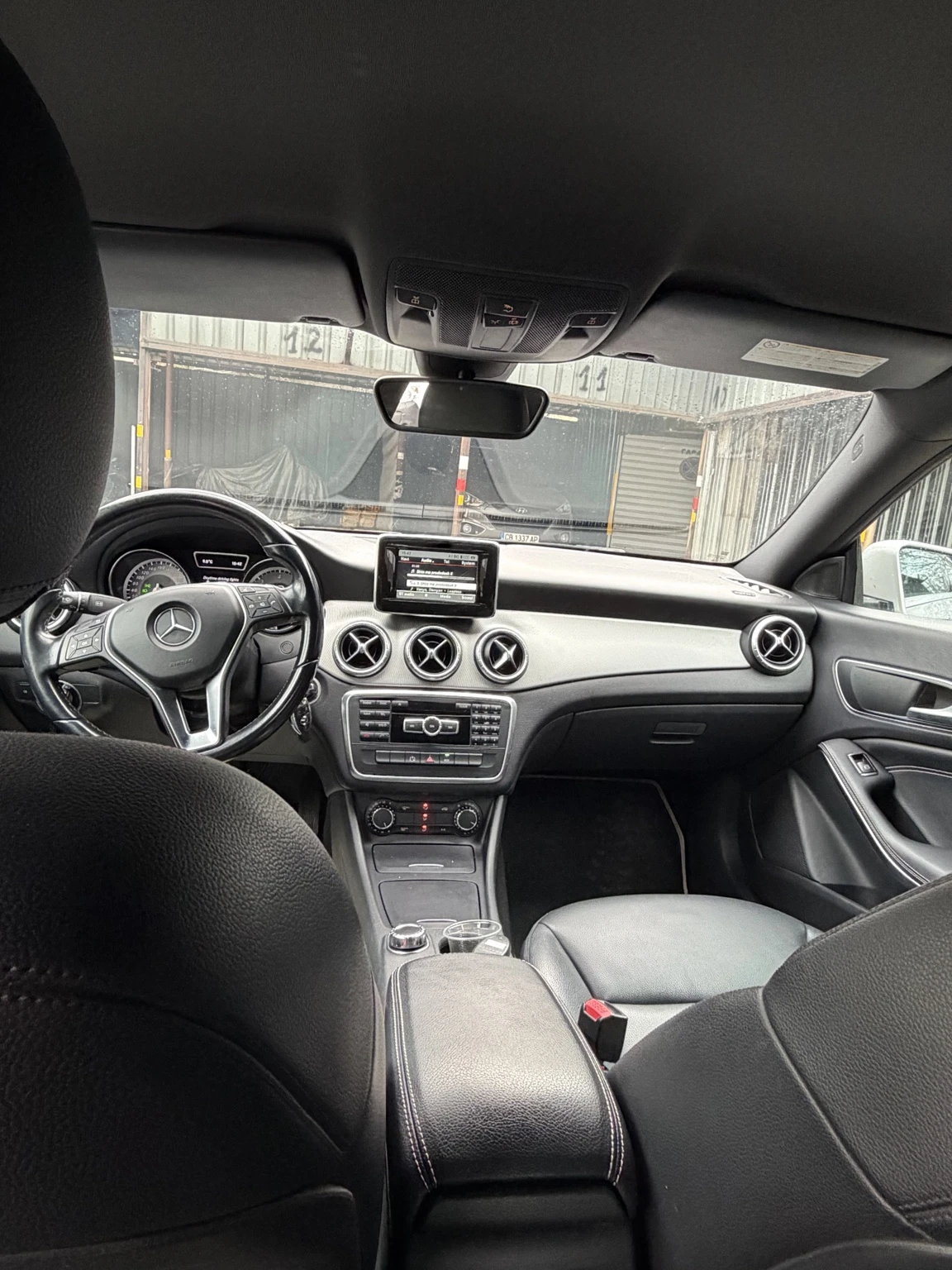 Mercedes-Benz CLA 220, снимка 6 - Автомобили и джипове - 53804466