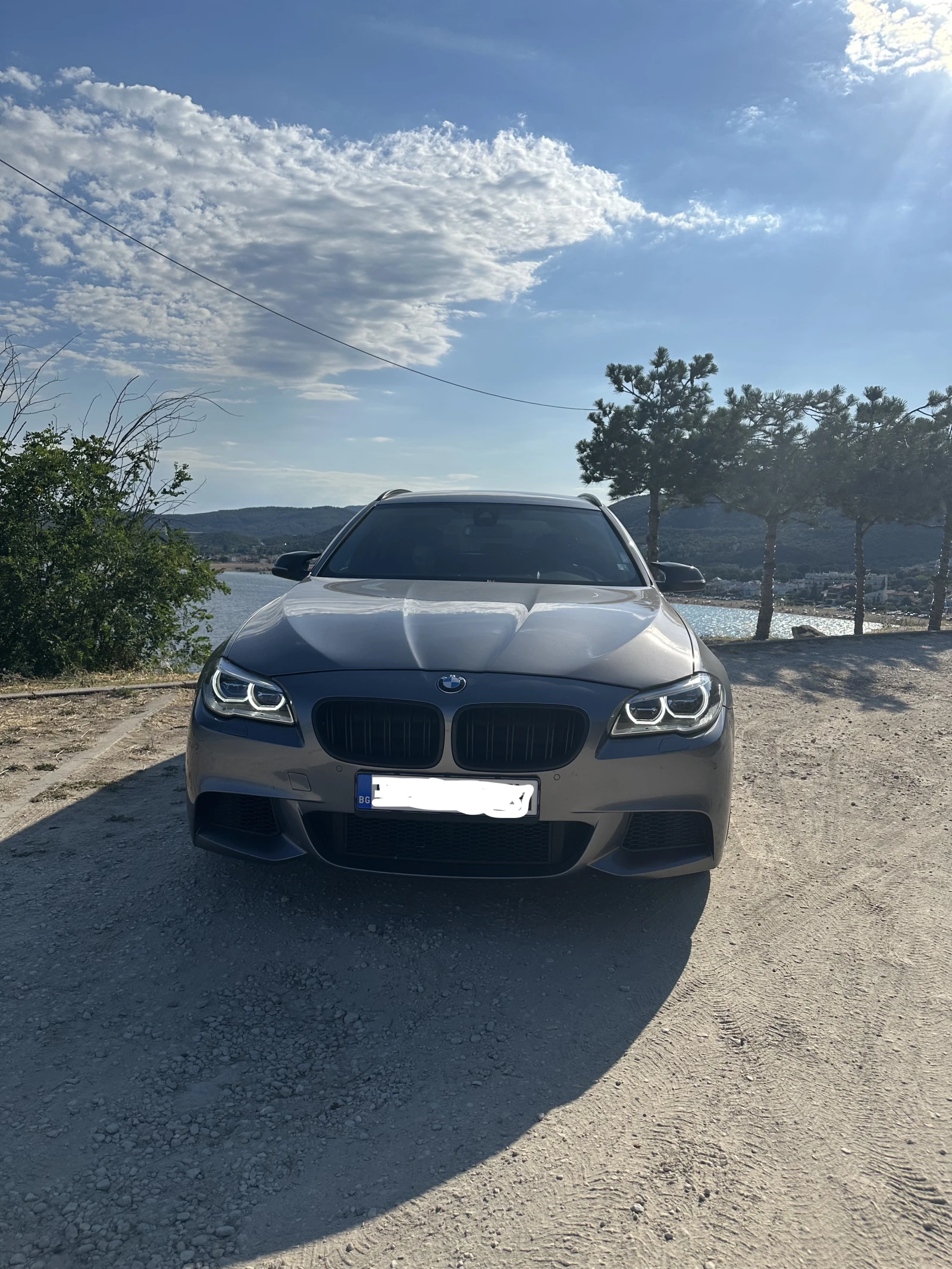 BMW 520 Facelift, xDrive, M Pack, снимка 13 - Автомобили и джипове - 53842585