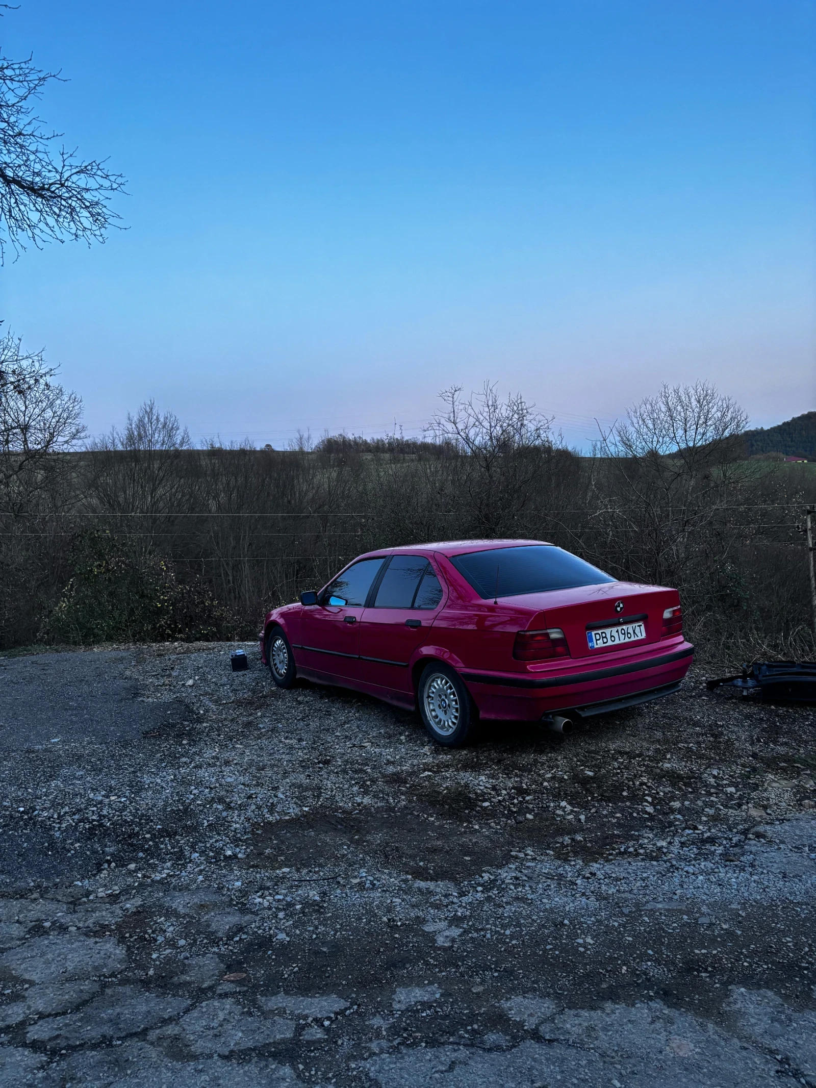 BMW 318, снимка 4 - Автомобили и джипове - 53906465