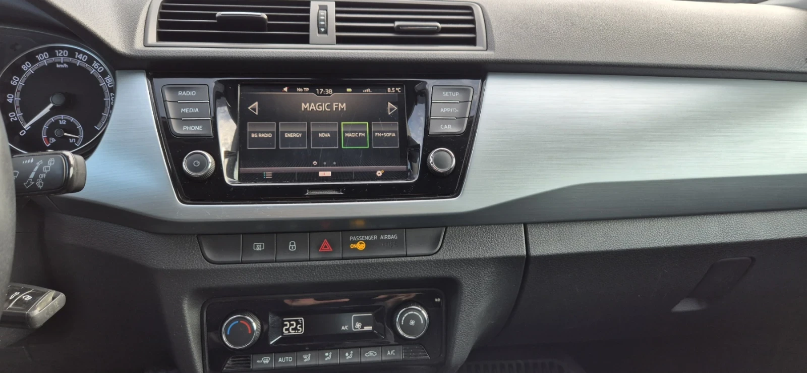 Skoda Fabia, снимка 7 - Автомобили и джипове - 54093199