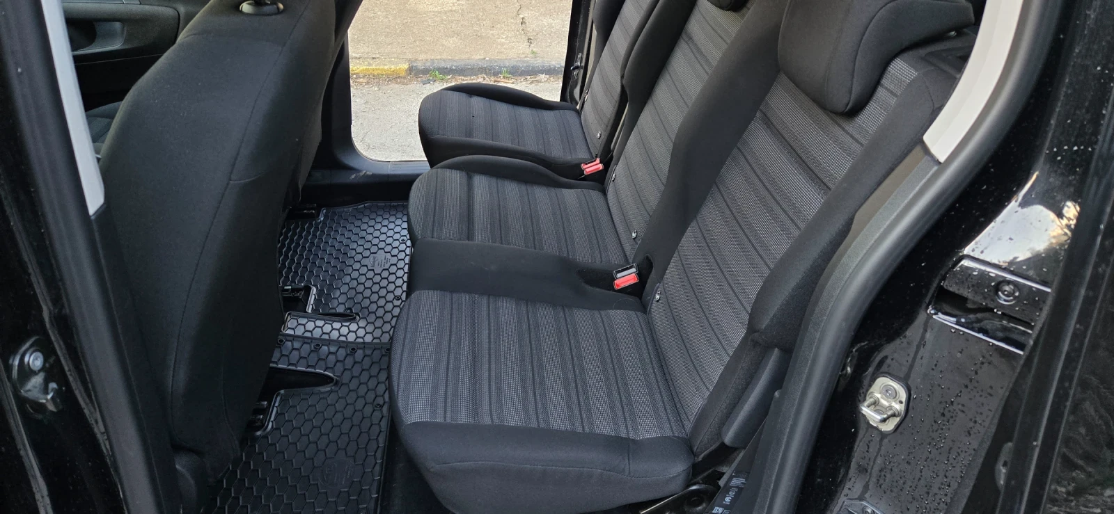 Opel Combo 7 места MAXI, снимка 12 - Автомобили и джипове - 54111347