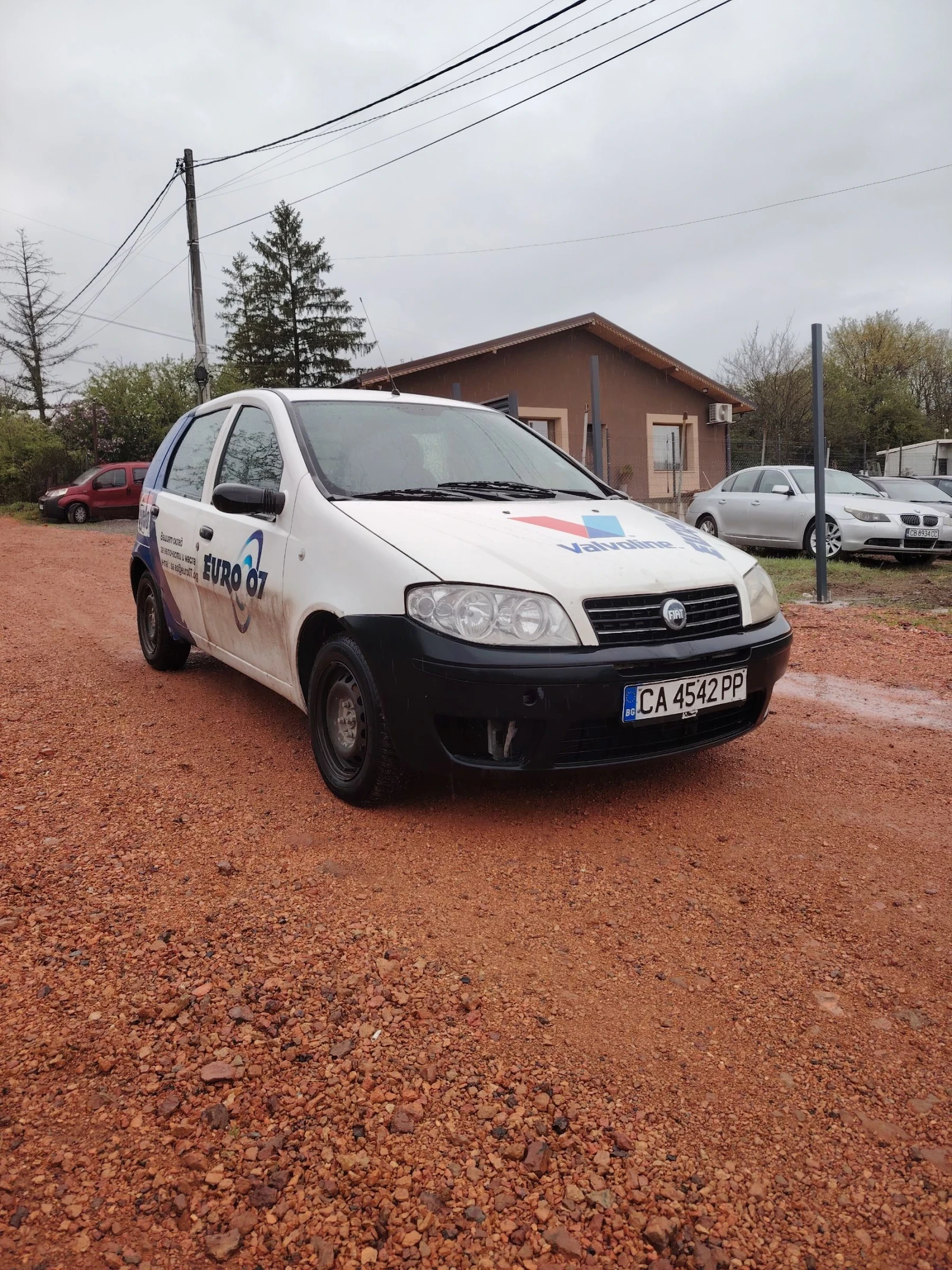 Fiat Punto 1.3 Multijet , снимка 8 - Автомобили и джипове - 54369568