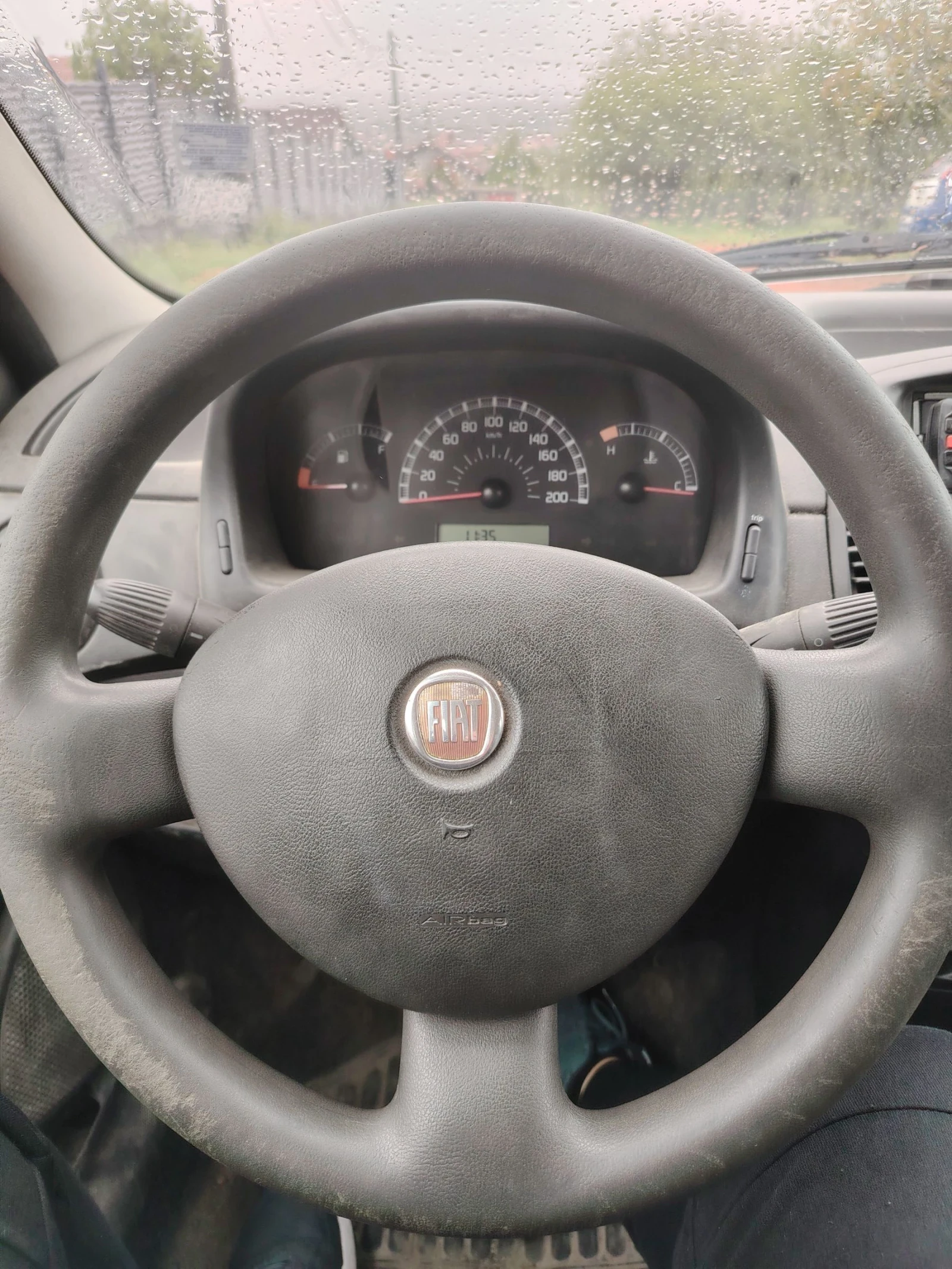 Fiat Punto 1.3 Multijet , снимка 14 - Автомобили и джипове - 54369568