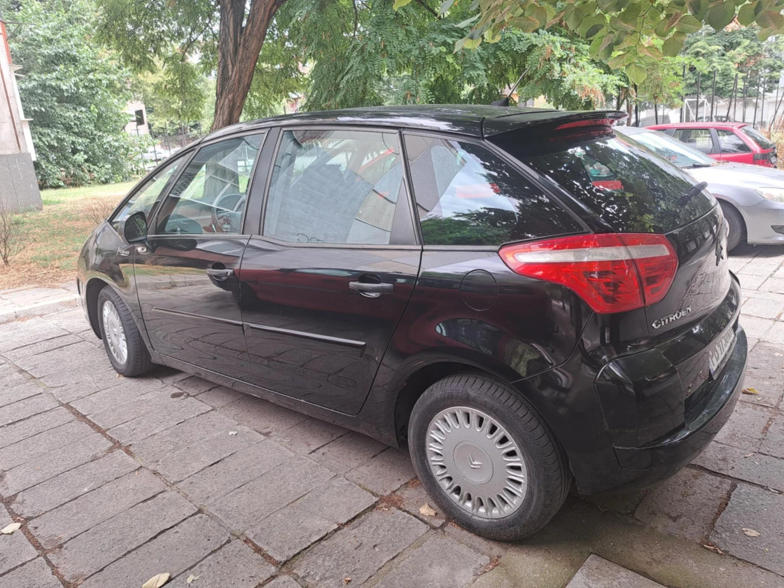 Citroen C4 Picasso, снимка 4 - Автомобили и джипове - 54425536