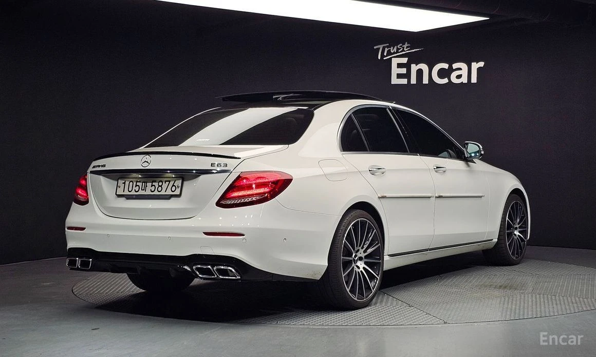 Mercedes-Benz E 300, снимка 2 - Автомобили и джипове - 55223844