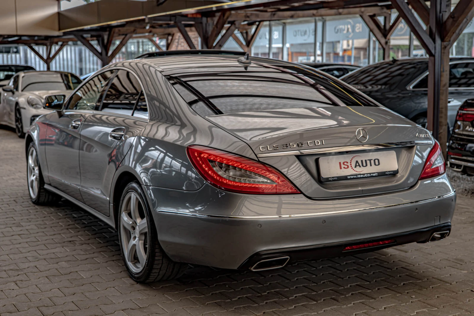 Mercedes-Benz CLS 350 Exclusive/4Matic/AirMatic/Memory/Blind Spot/Обдухв, снимка 5 - Автомобили и джипове - 55344035