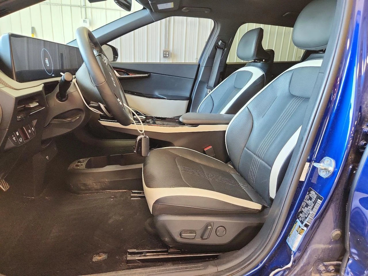 Kia EV6 GT-LINE* AWD* ПОДГРЕВ* 360* КАМЕРА* , снимка 9 - Автомобили и джипове - 55556915