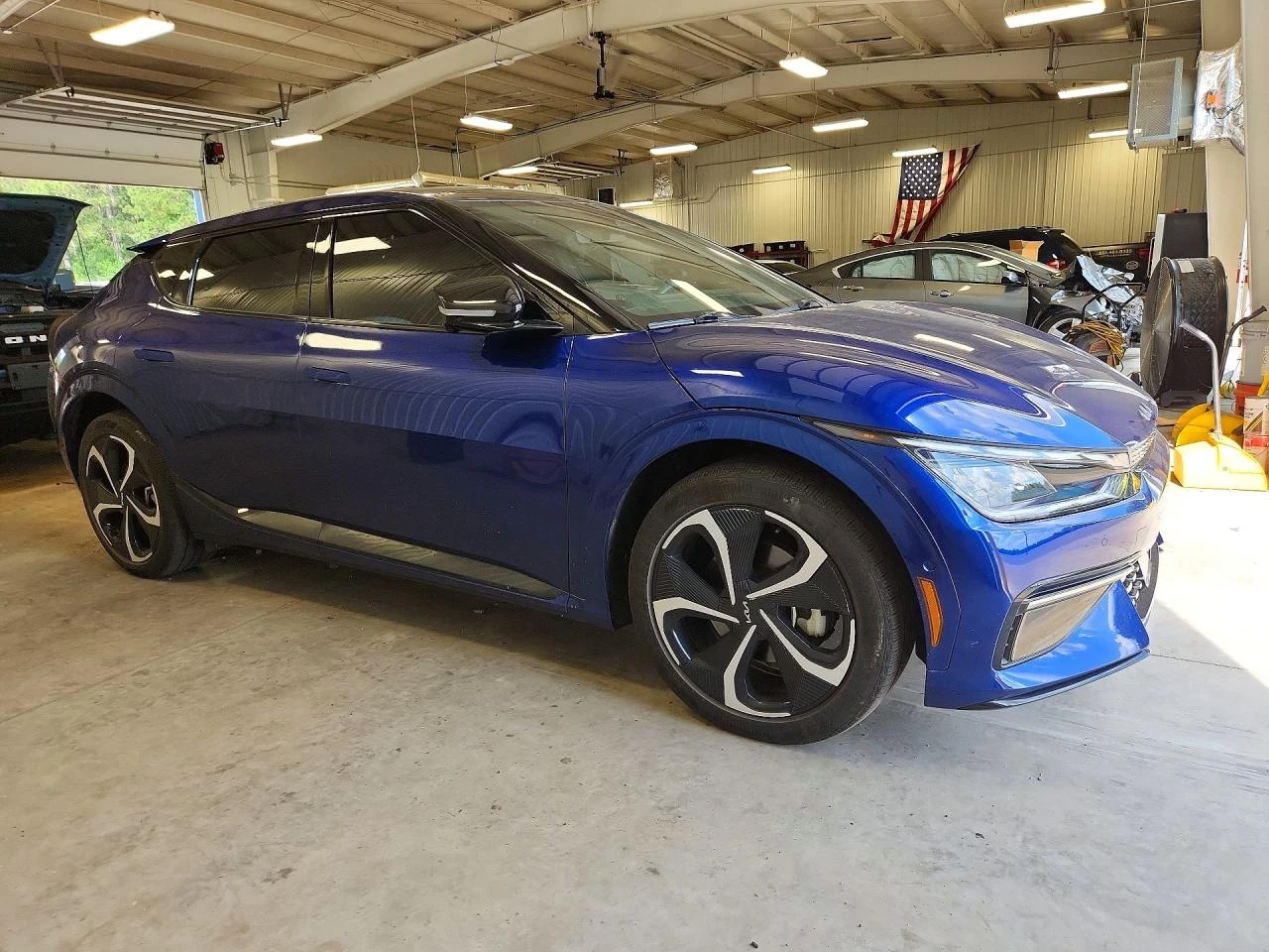 Kia EV6 GT-LINE* AWD* ПОДГРЕВ* 360* КАМЕРА* , снимка 2 - Автомобили и джипове - 55556915