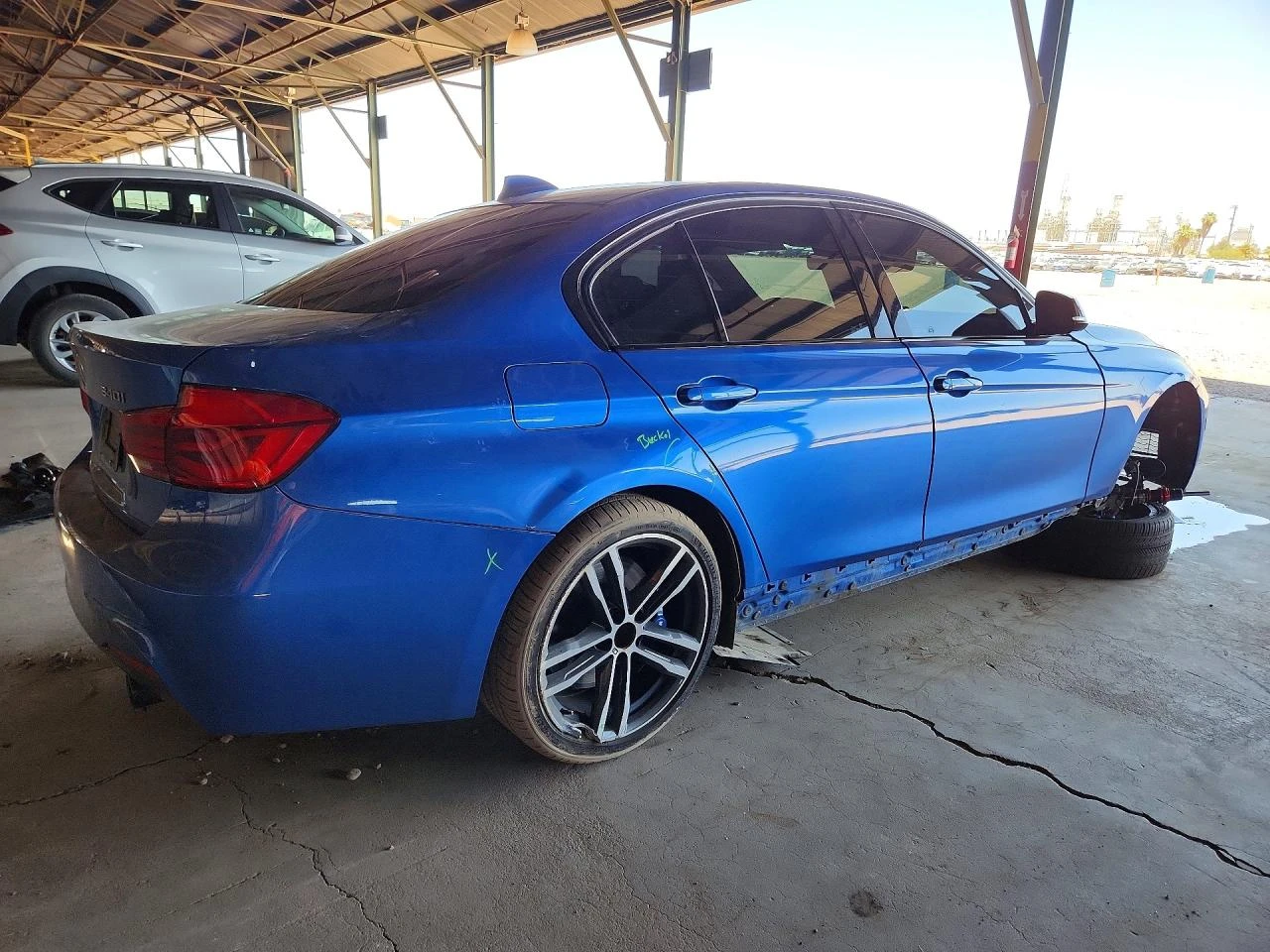 BMW 340 XI M PACK| HUD| KEYLESS| ПОДГРЕВ, снимка 3 - Автомобили и джипове - 55644969