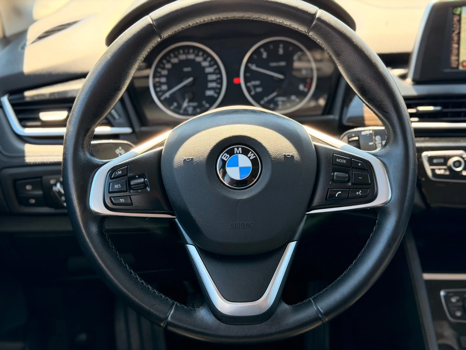 BMW 2 Gran Tourer 216/ Led/кожа/115 кс/euro 6, снимка 15 - Автомобили и джипове - 55679556
