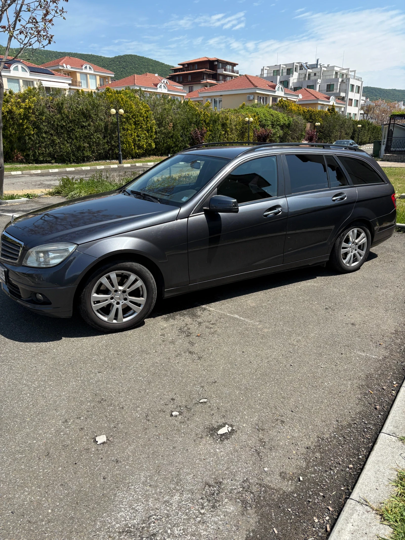Mercedes-Benz C 220, снимка 2 - Автомобили и джипове - 56273542