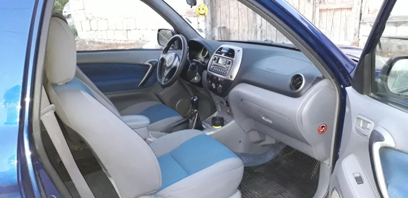 Toyota Rav4, снимка 5 - Автомобили и джипове - 48022521