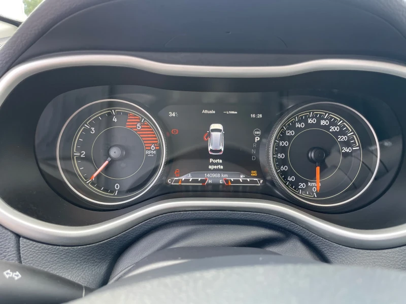 Jeep Cherokee 2.2GRDI-200-NAVI-ITALIA, снимка 10 - Автомобили и джипове - 51269260