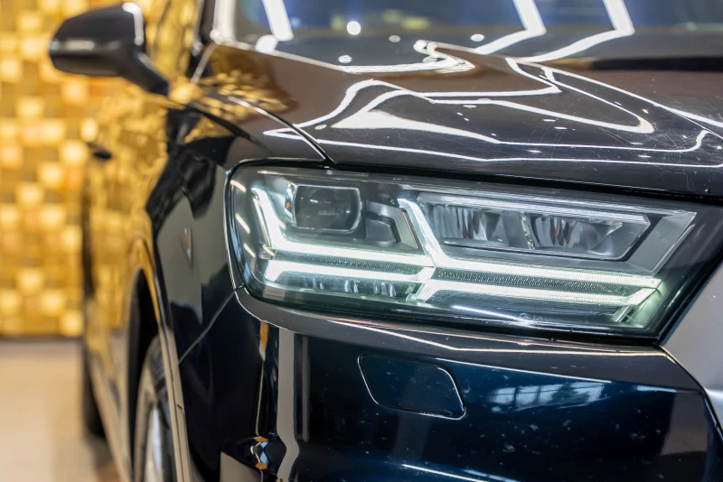 Audi Q7 3.0 TFSI 7-seats, снимка 5 - Автомобили и джипове - 52469460