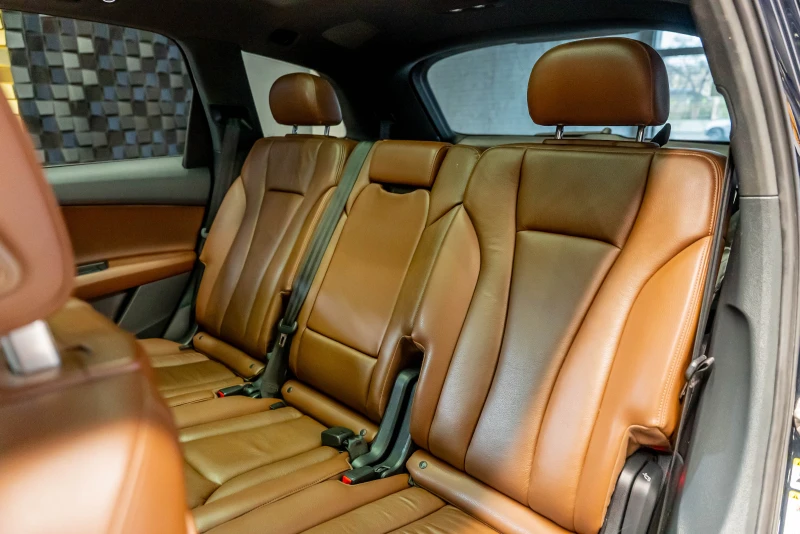 Audi Q7 3.0 TFSI 7-seats, снимка 14 - Автомобили и джипове - 52469460