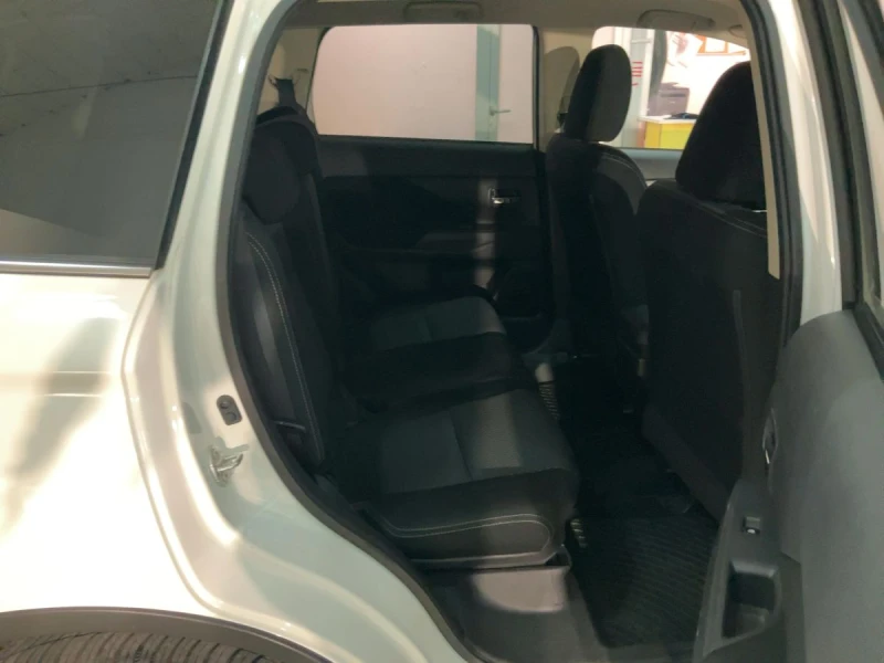 Mitsubishi Outlander 2.0 150 к.с. 4х4 газ, снимка 7 - Автомобили и джипове - 52811161