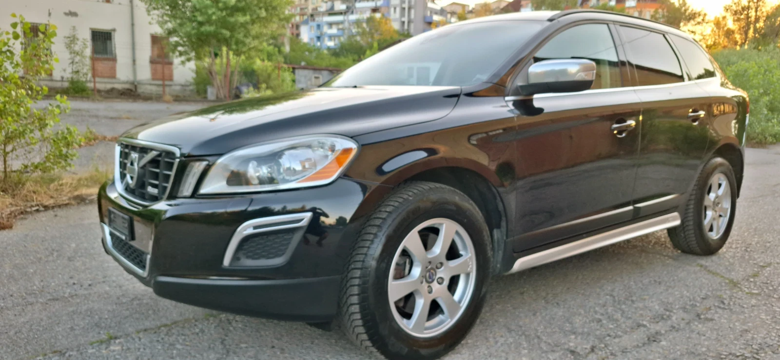 Volvo XC60 2.0T 250к.с. - изображение 5
