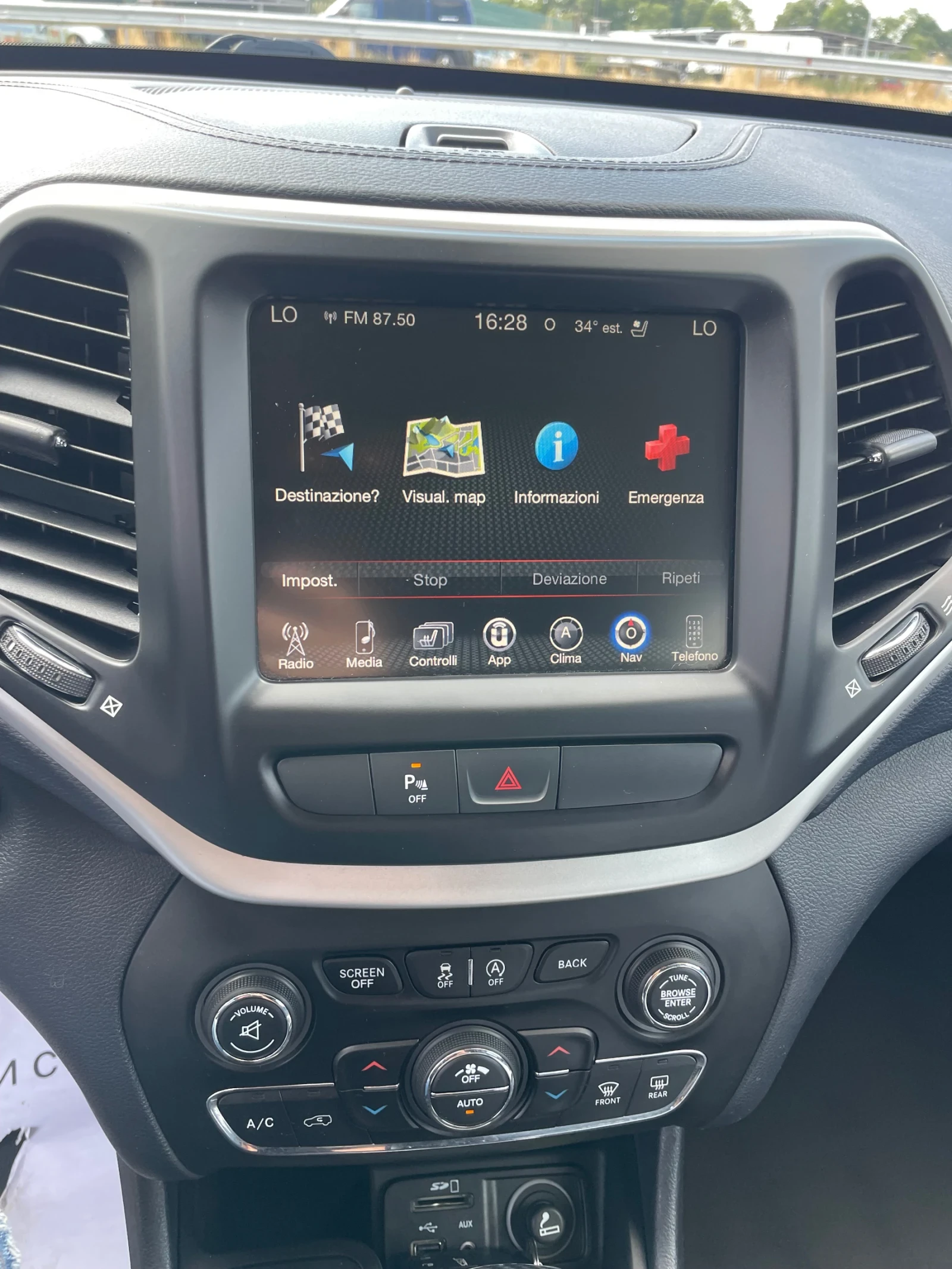 Jeep Cherokee 2.2GRDI-200-NAVI-ITALIA | Mobile.bg — изображение 12