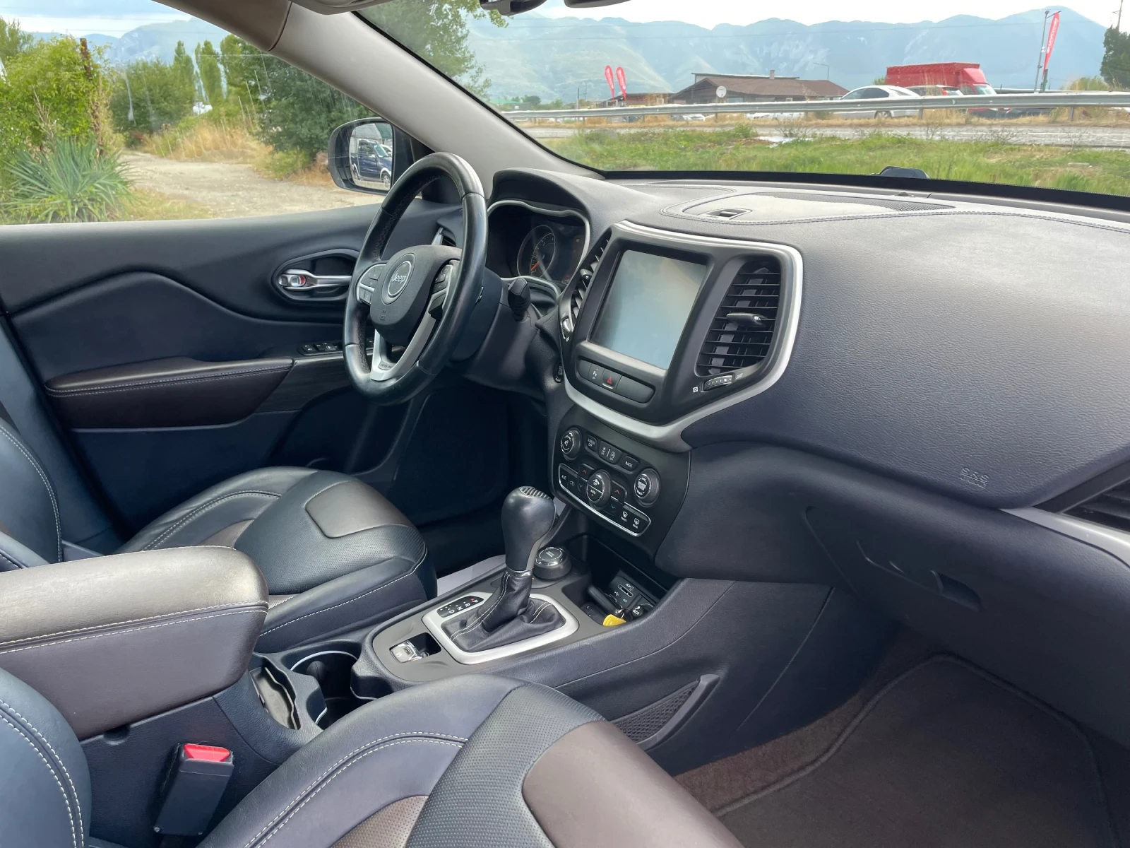 Jeep Cherokee 2.2GRDI-200-NAVI-ITALIA - изображение 5