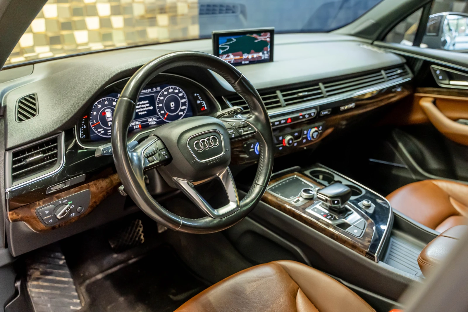 Audi Q7 3.0 TFSI 7-seats - изображение 8