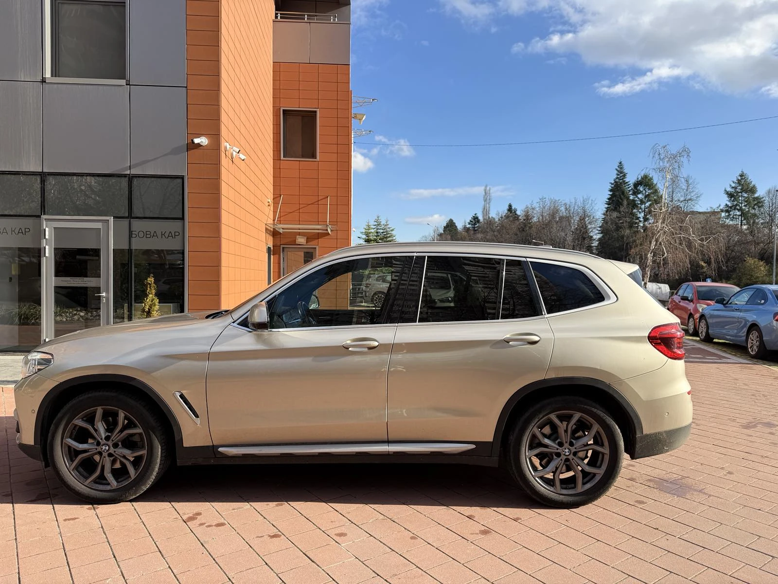 BMW X3 xDrive20d - изображение 4