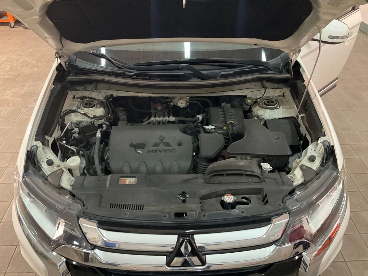 Mitsubishi Outlander 2.0 150 к.с. 4х4 газ - изображение 9