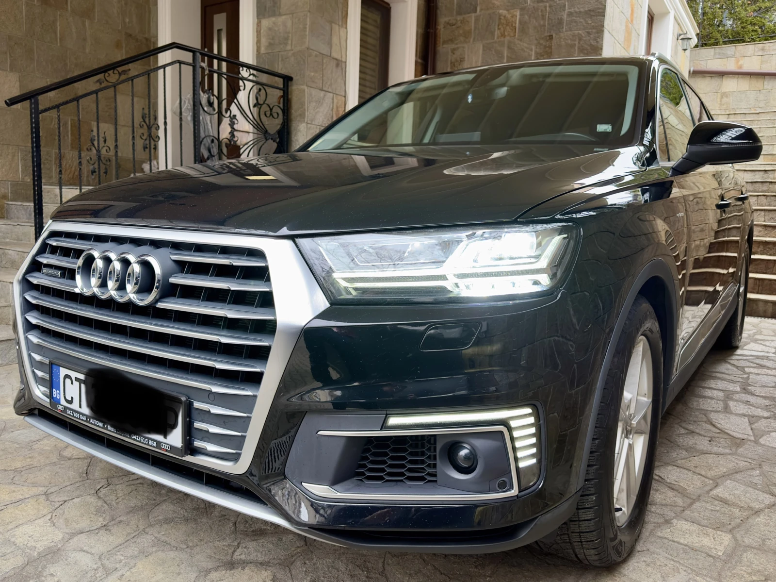 Audi Q7 e-Tron - изображение 3