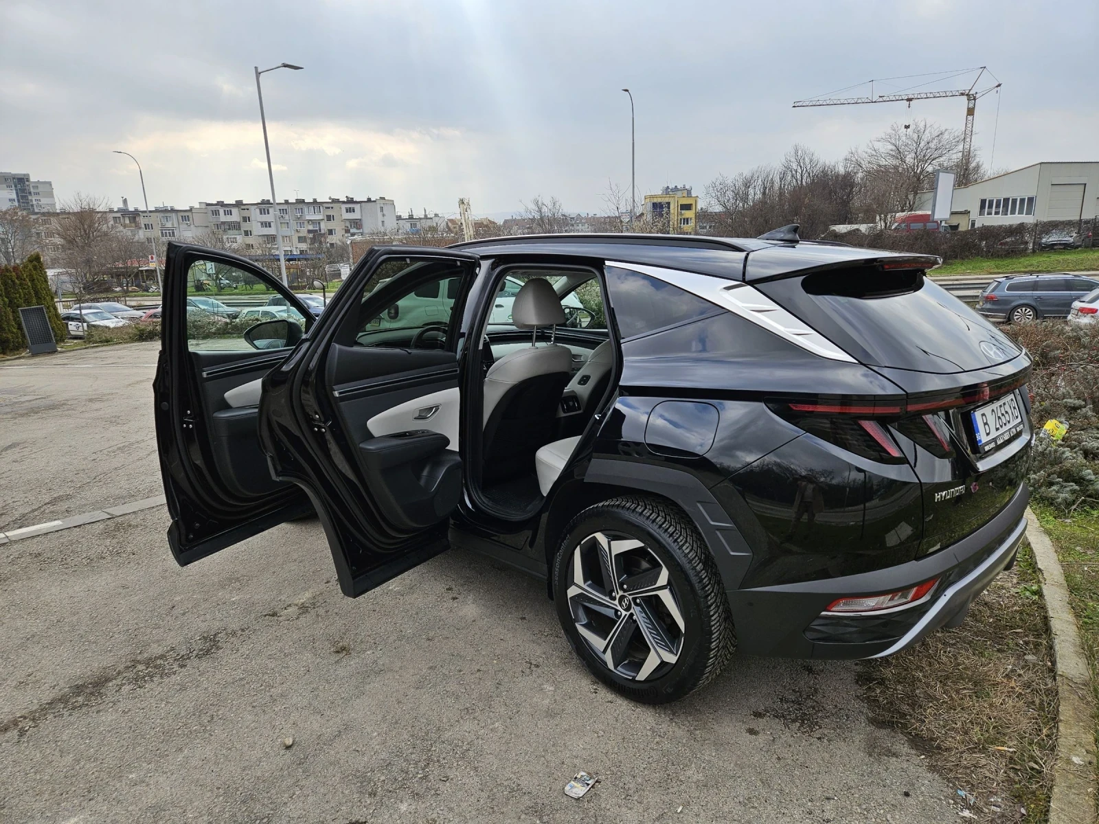 Hyundai Tucson, снимка 16 - Автомобили и джипове - 53401992