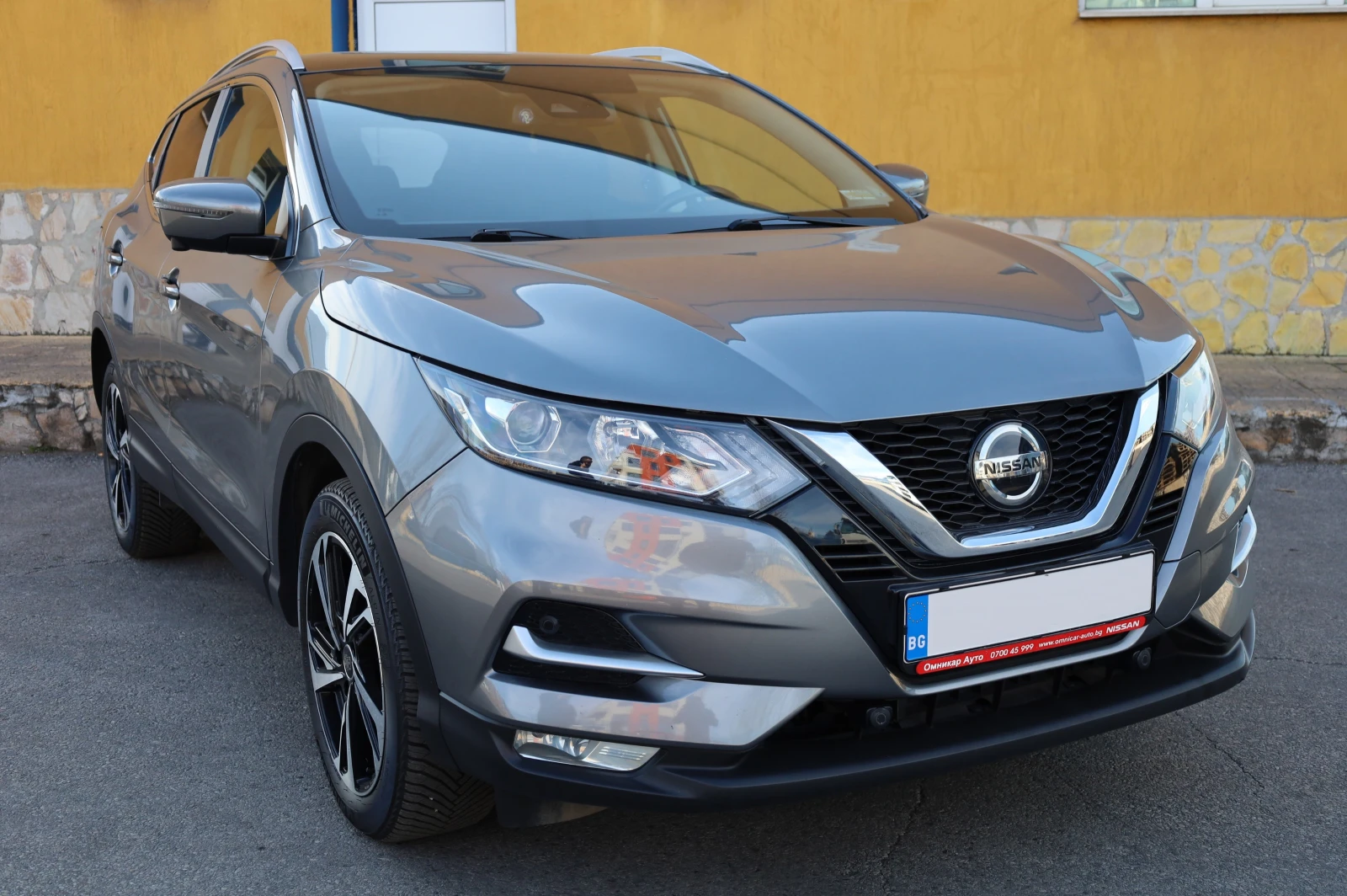 Nissan Qashqai NAVI* PANORAMA* 360*  | Auto.bg — изображение 1