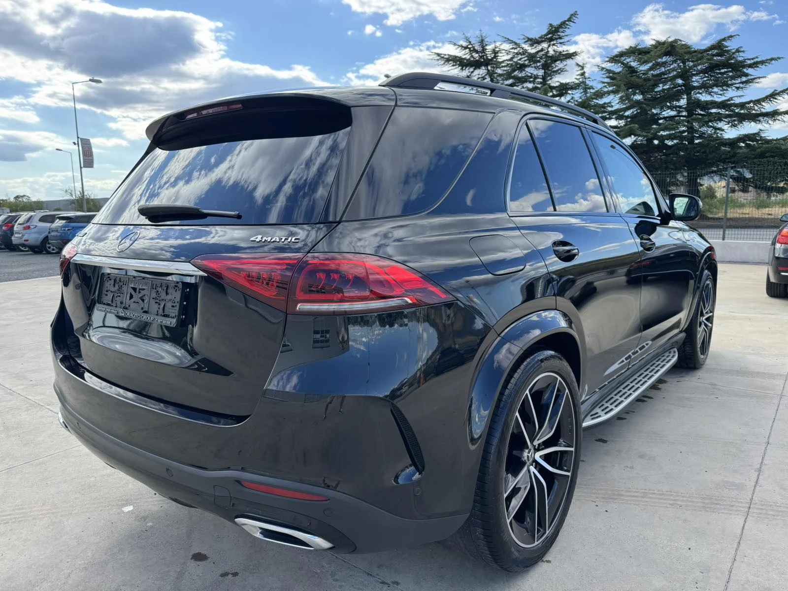 Mercedes-Benz GLE 400 d* 330ps* 4M* AMG Line* Night * Distronic* 360* , снимка 5 - Автомобили и джипове - 53911476