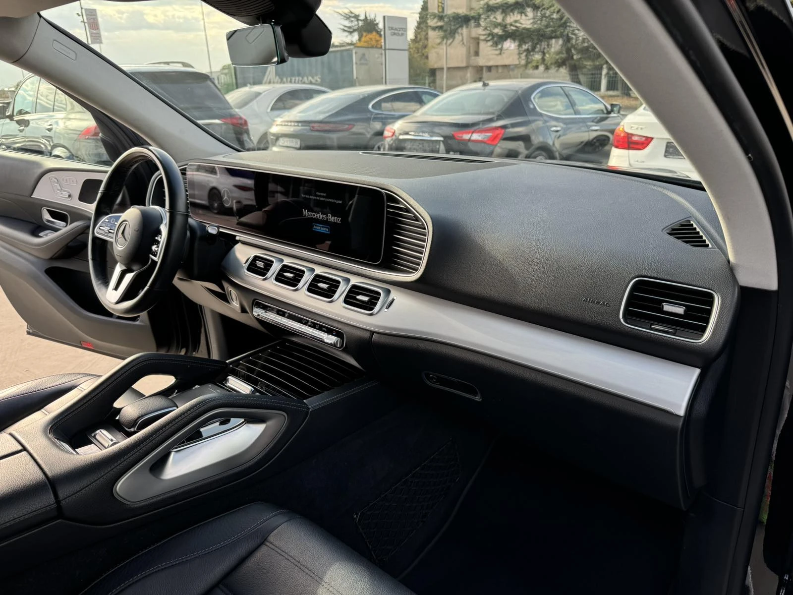 Mercedes-Benz GLE 400 d* 330ps* 4M* AMG Line* Night * Distronic* 360* , снимка 10 - Автомобили и джипове - 53911476