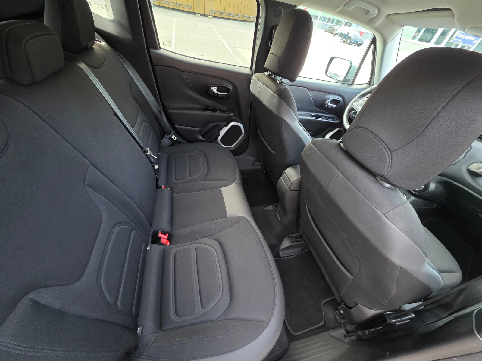 Jeep Renegade 2.0 MultiJet-4x4-Automatic-Limited, снимка 15 - Автомобили и джипове - 54142840