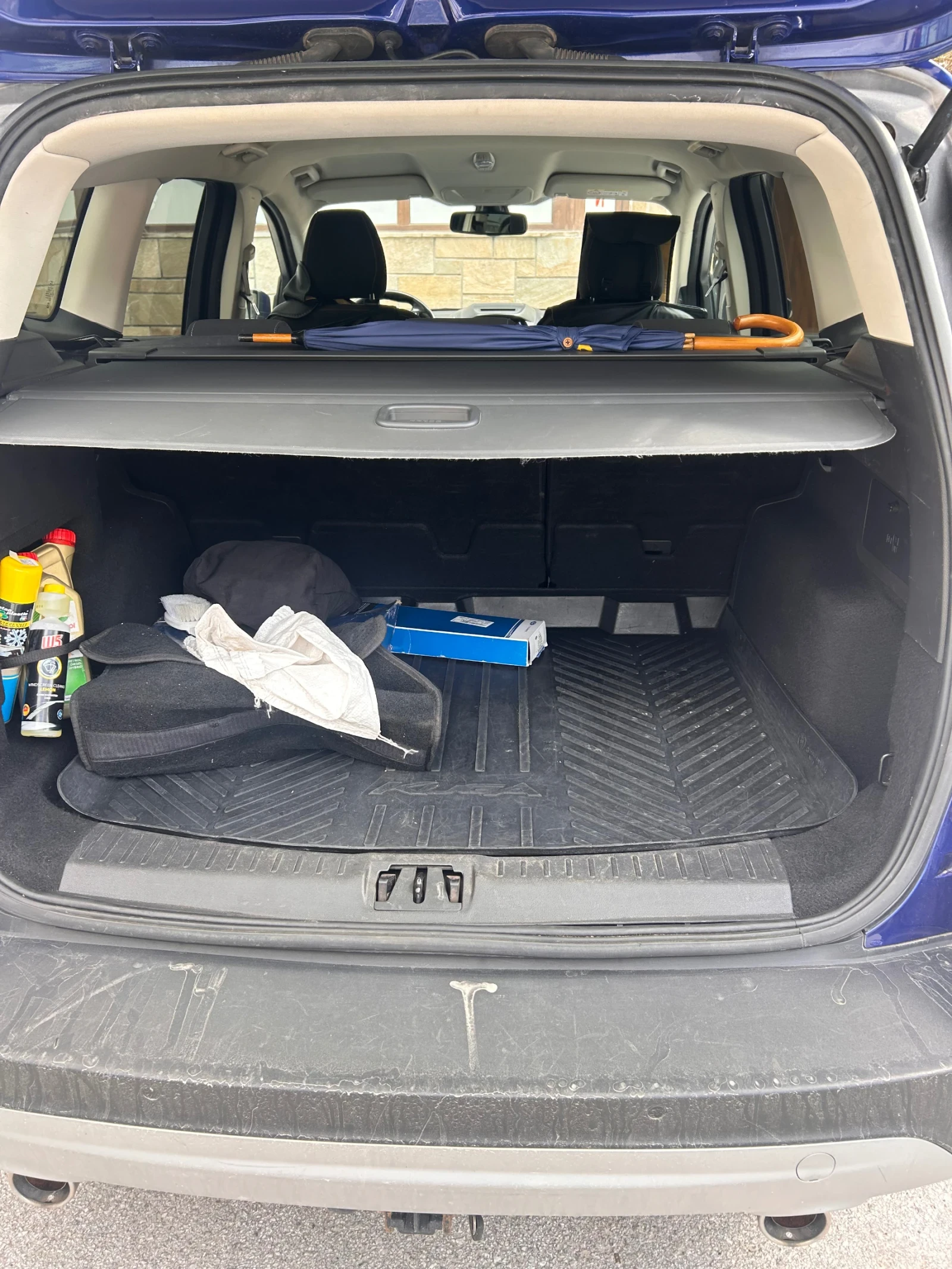 Ford Kuga 4WD 2.0TDCI Business , снимка 14 - Автомобили и джипове - 54266396