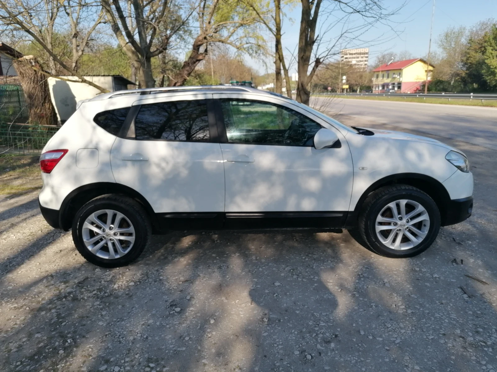 Nissan Qashqai 1.5 ������ | Mobile.bg � ����������� 8
