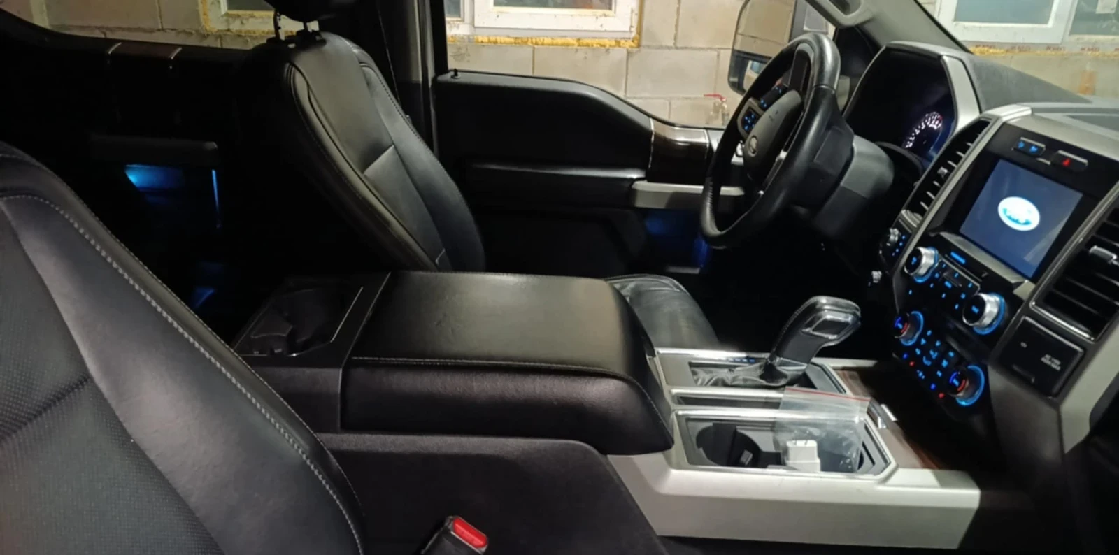 Ford F150 5.0, снимка 2 - Автомобили и джипове - 54618989
