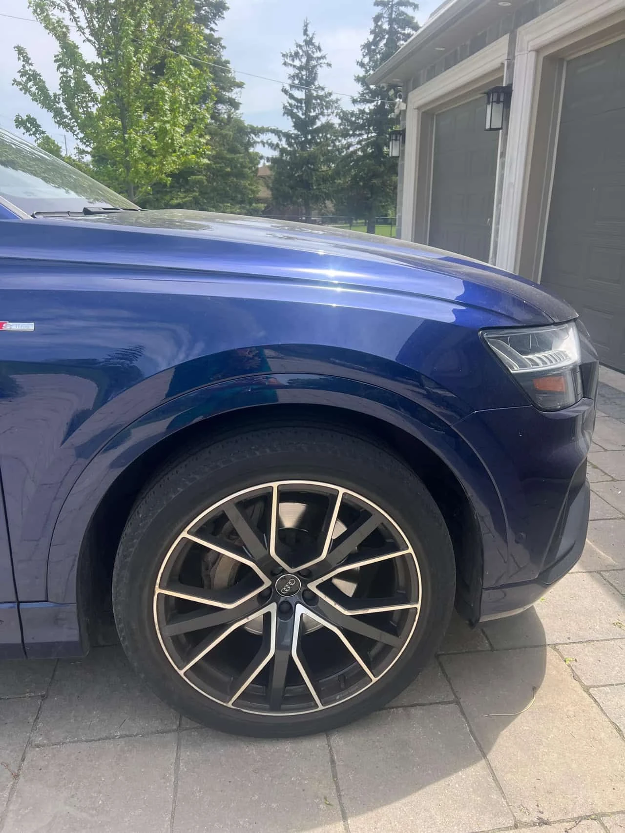 Audi Q8 * Technik * ДИСТРОНИК * 360, снимка 4 - Автомобили и джипове - 54683759