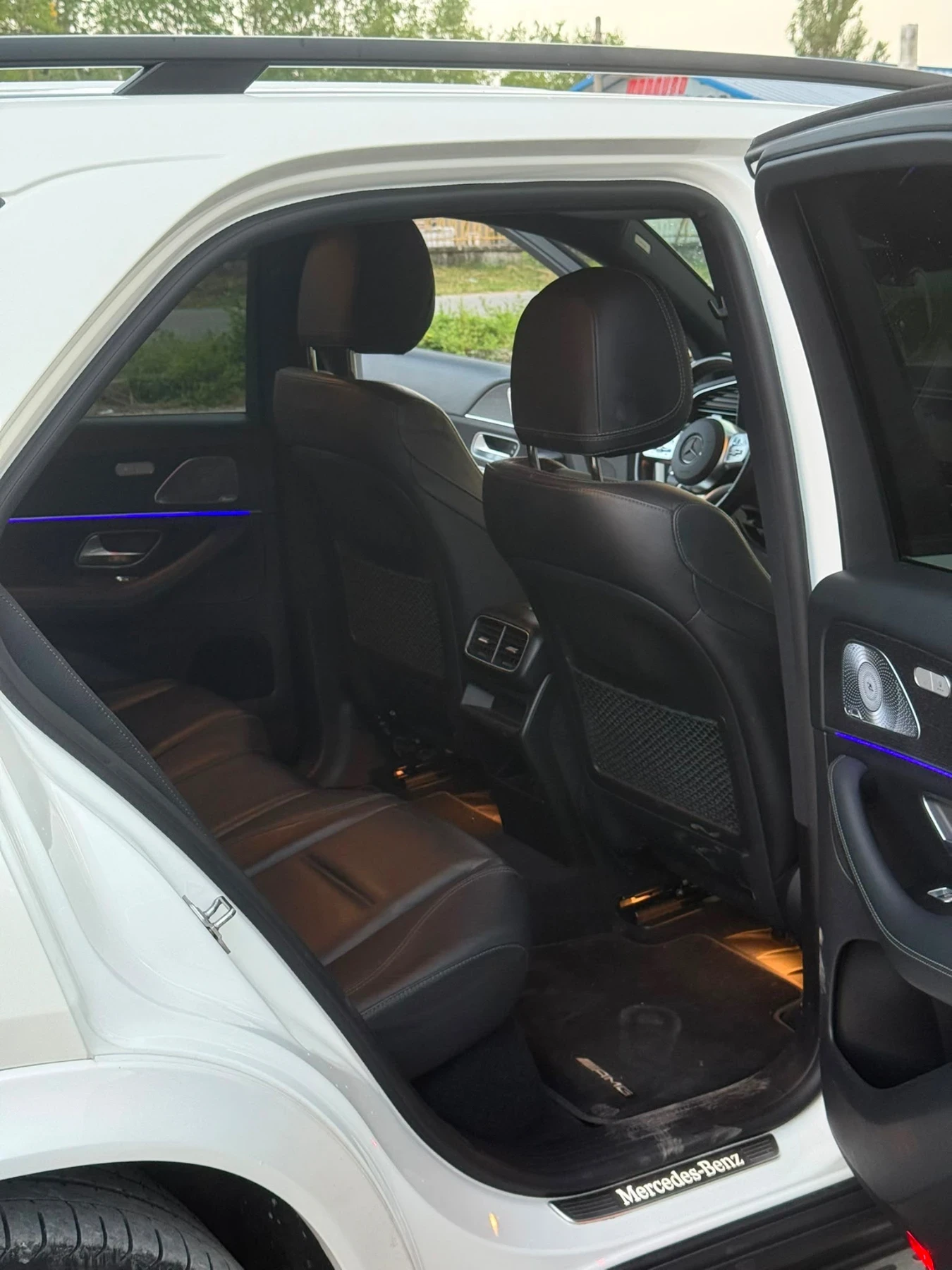 Mercedes-Benz GLE 400 AMG Line, снимка 10 - Автомобили и джипове - 55349620