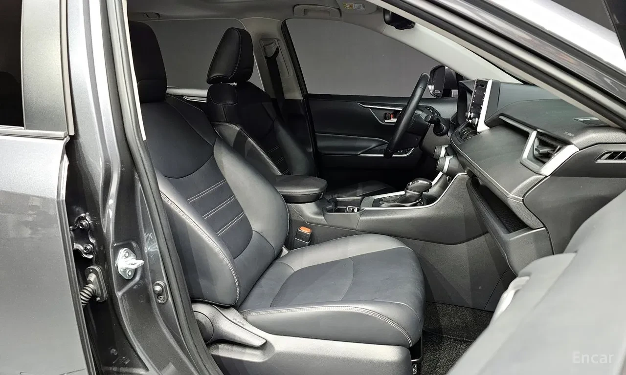 Toyota Rav4 5th Generation, снимка 11 - Автомобили и джипове - 54957372