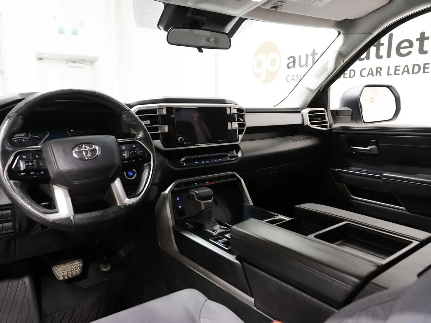 Toyota Tundra SR5* КЪСА БАЗА* ПОДГРЕВ НА ВОЛАН* КАМЕРА, снимка 9 - Автомобили и джипове - 55034866